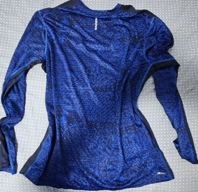 Camisetas pantalones y medias deporte.