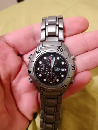 Reloj Citizen Titanium WR100 Cronógrafo