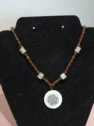 Collar ámbar y plata