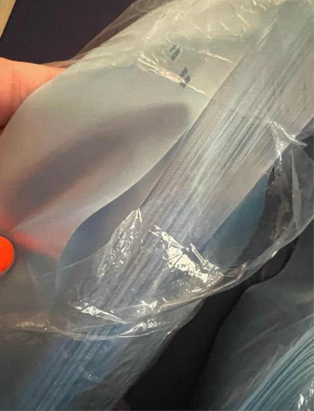 Lazos de regalo grandes dorados y azul cielo