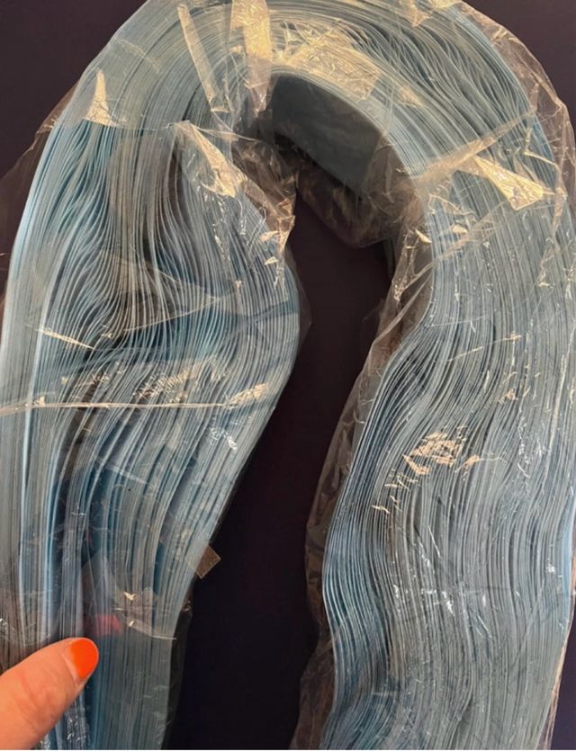 Lazos de regalo grandes dorados y azul cielo