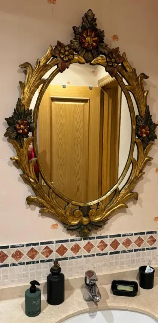 Antiguo espejo cornucopia elegante