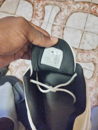 Zapatillas Nike Nocta Blancas y Negras