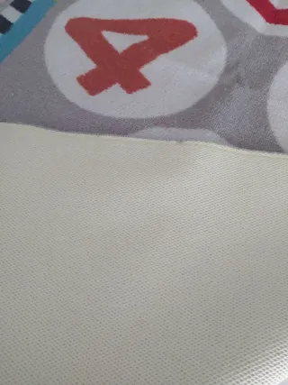 Alfombra infantil números y medidor