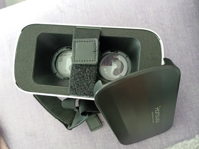 Occhiali per Realtà Virtuale