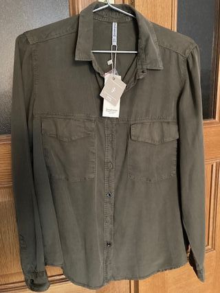 Blusa Stradivarius manga larga sin estrenar