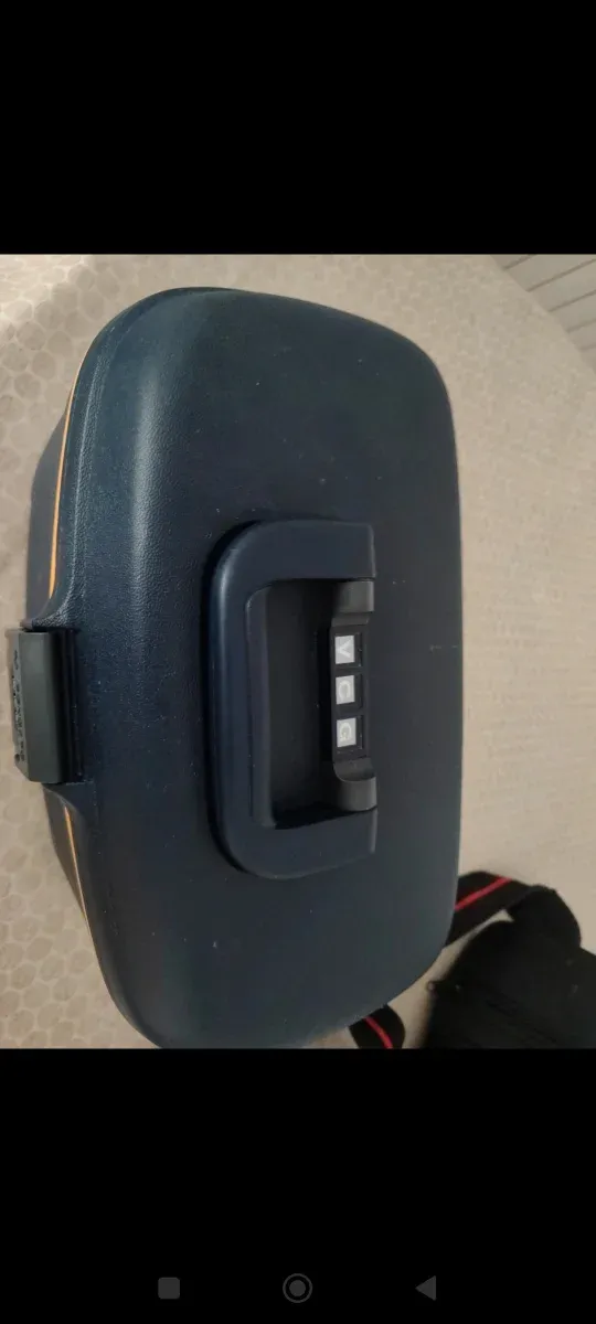 Neceser Roncato Azul y Naranja