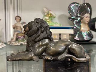 Estatuilla vintage león bronce