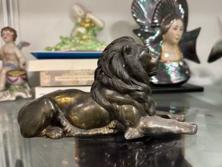 Estatuilla vintage león bronce
