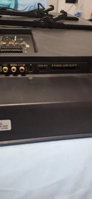 Televisor LG Negro de 37"