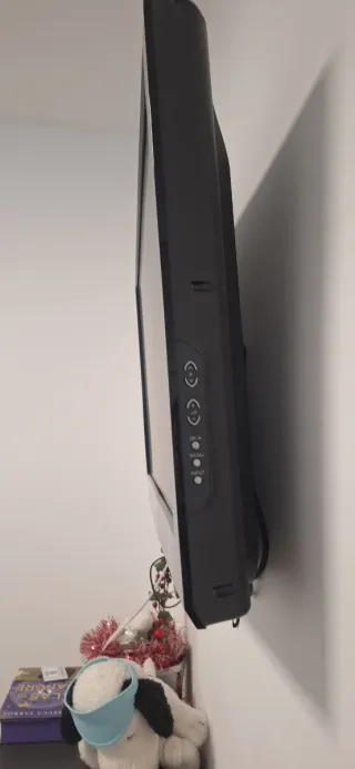 Televisor LG Negro de 37"