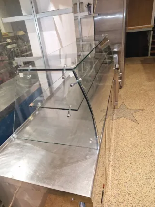 Vitrina nueva sin estrenar expositora cristal.