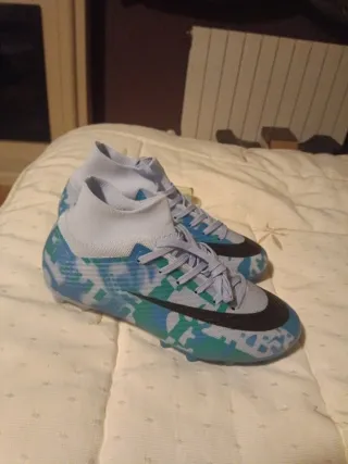 Zapatillas fútbol tacos Nike 39