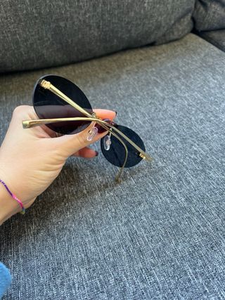 Occhiali da sole ovali neri