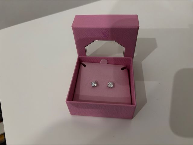 Pendientes Swarovski Stilla Botón Plata