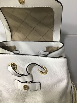 Mochila Michael Kors Beige 375€