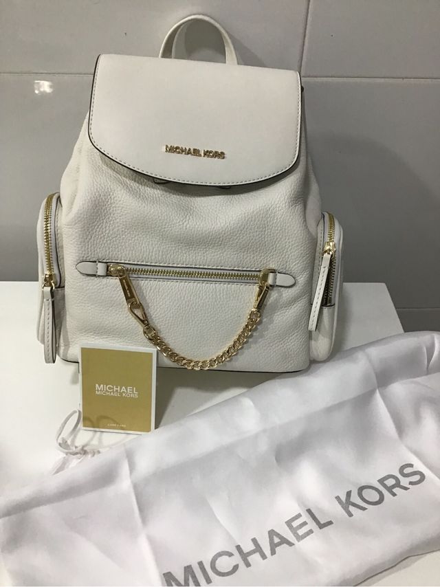 Mochila Michael Kors Beige 375€