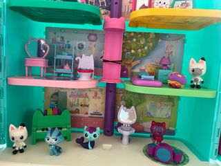 Casa de Muñecas Gaby con Habitaciones