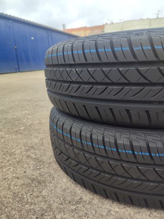 Neumáticos 195/65/15 seminuevos