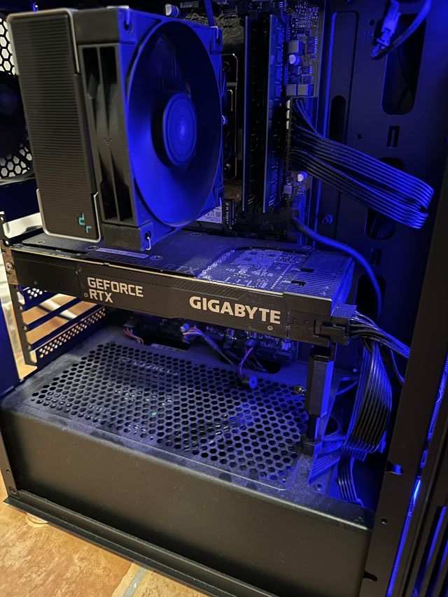 Tarjeta Gráfica Gigabyte RTX 3080 Turbo 10G