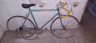 Bicicleta de carreras vintage Amat
