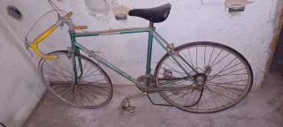 Bicicleta de carreras vintage Amat