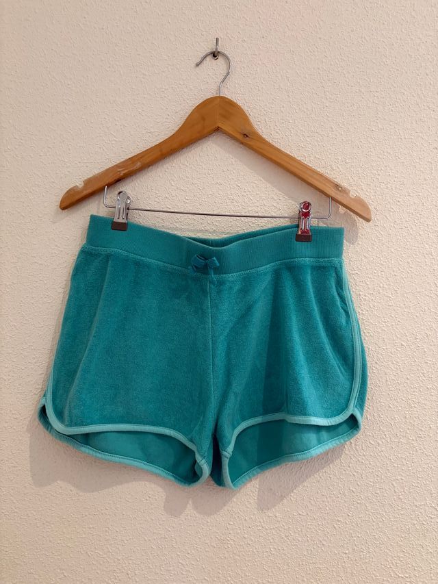 Pantalón corto deportivo verde azulado