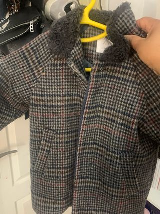 Abrigo Zara niño cuadros