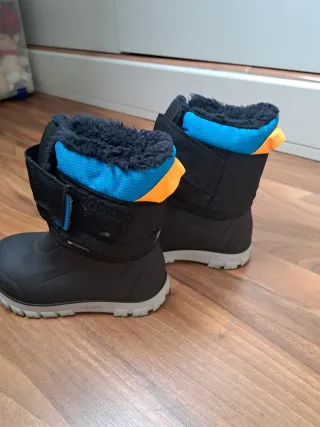 Botas de esquí talla 28 Decathlon.