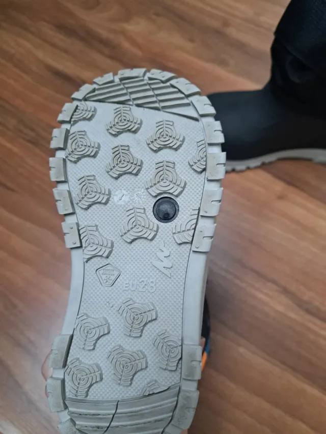 Botas de esquí talla 28 Decathlon.