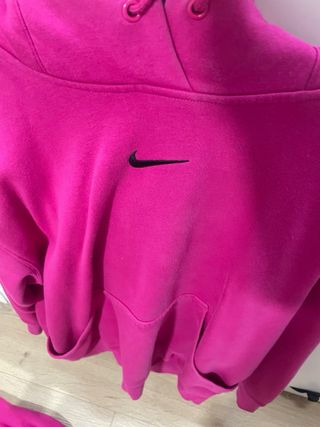Conjunto Nike rosa