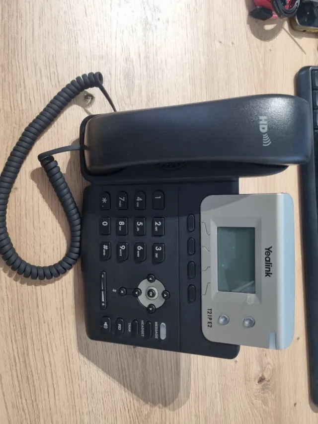 Teléfono Yealink T21P E2 Oficina