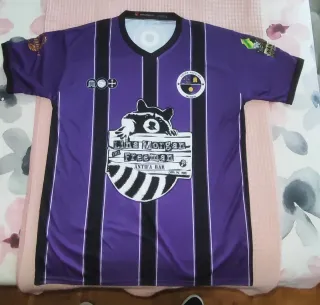 Camiseta UPP 2025/26 Morada y Negra