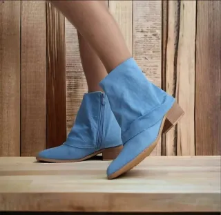 Botines azules de tela