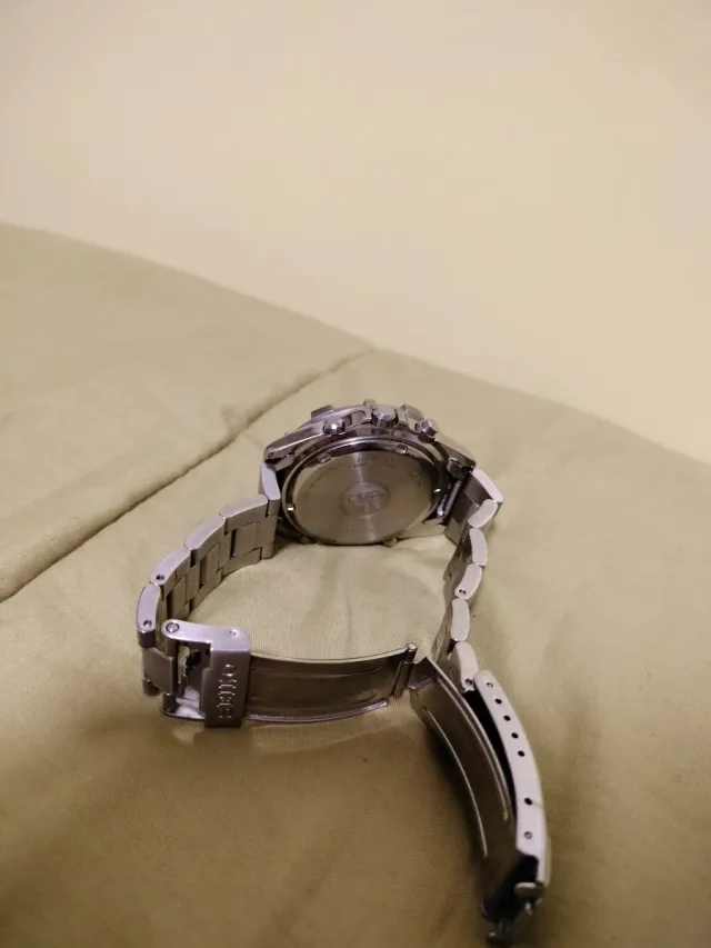 Reloj Seiko Cronógrafo Acero Inoxidable 100M