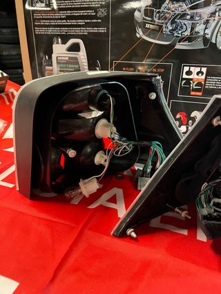 Pilotos Traseros Golf IV