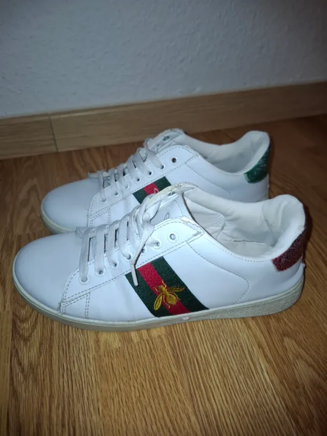 Zapatillas Gucci Blancas con Abeja