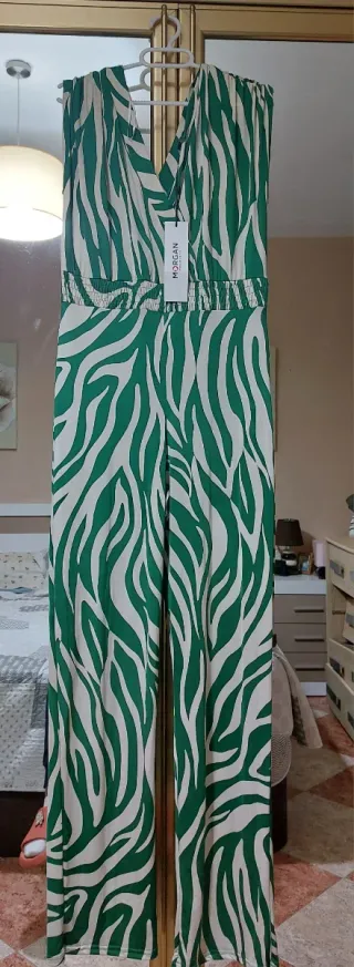 Mono Morgan verde y blanco estampado cebra