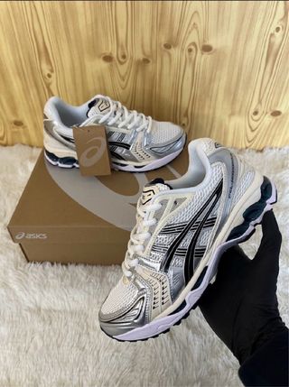 Asics gel-kayano 14 blancas