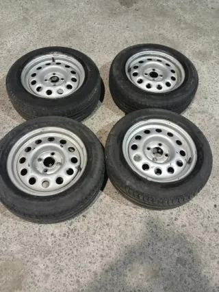 Llantas Golf 4x100 en 14 (4 unidades)