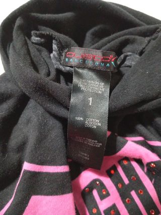 Camiseta Custo Barcelona Cuello Alto Estampada