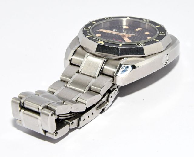 Nethuns Lava II Automático