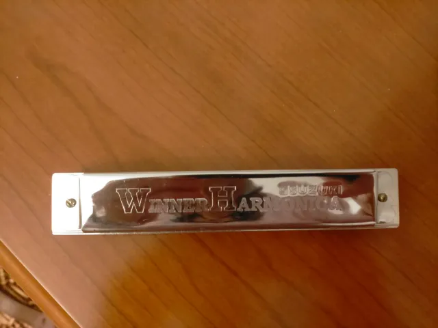 Armónica Suzuki Winner 20 Holes