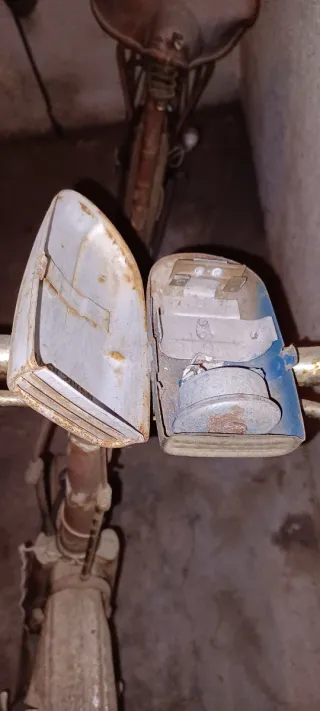 Bicicleta antigua de paseo