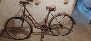 Bicicleta antigua de paseo