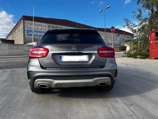 Mercedes-Benz GLA 2014