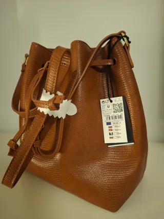 Bolso bucket Cortefiel Marrón Piel Serpiente