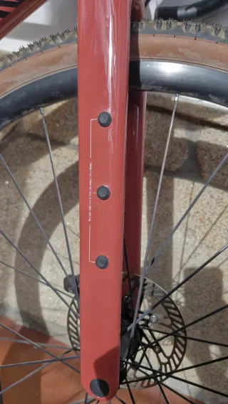 Bicicleta Gravel Canyon Roja