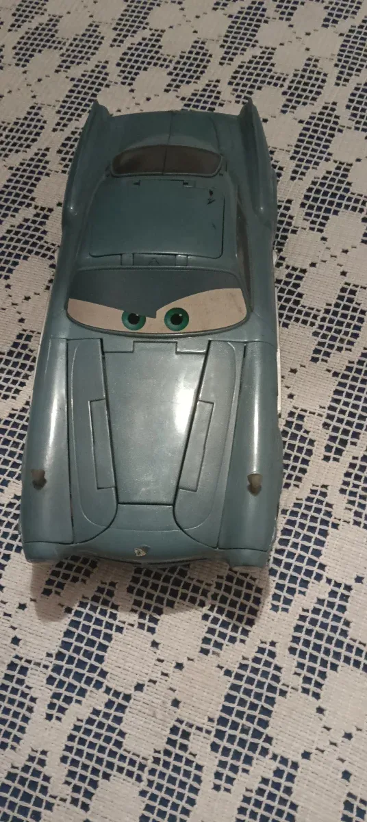 Coche de juguete azul