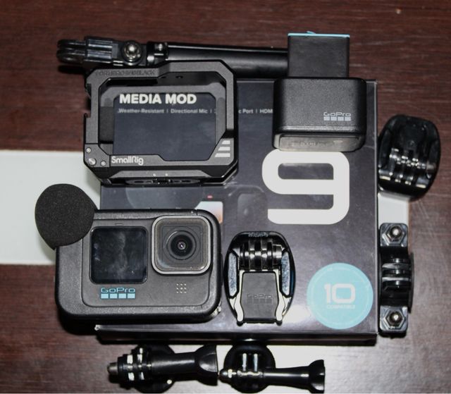GoPro HERO 10 + Media Mod